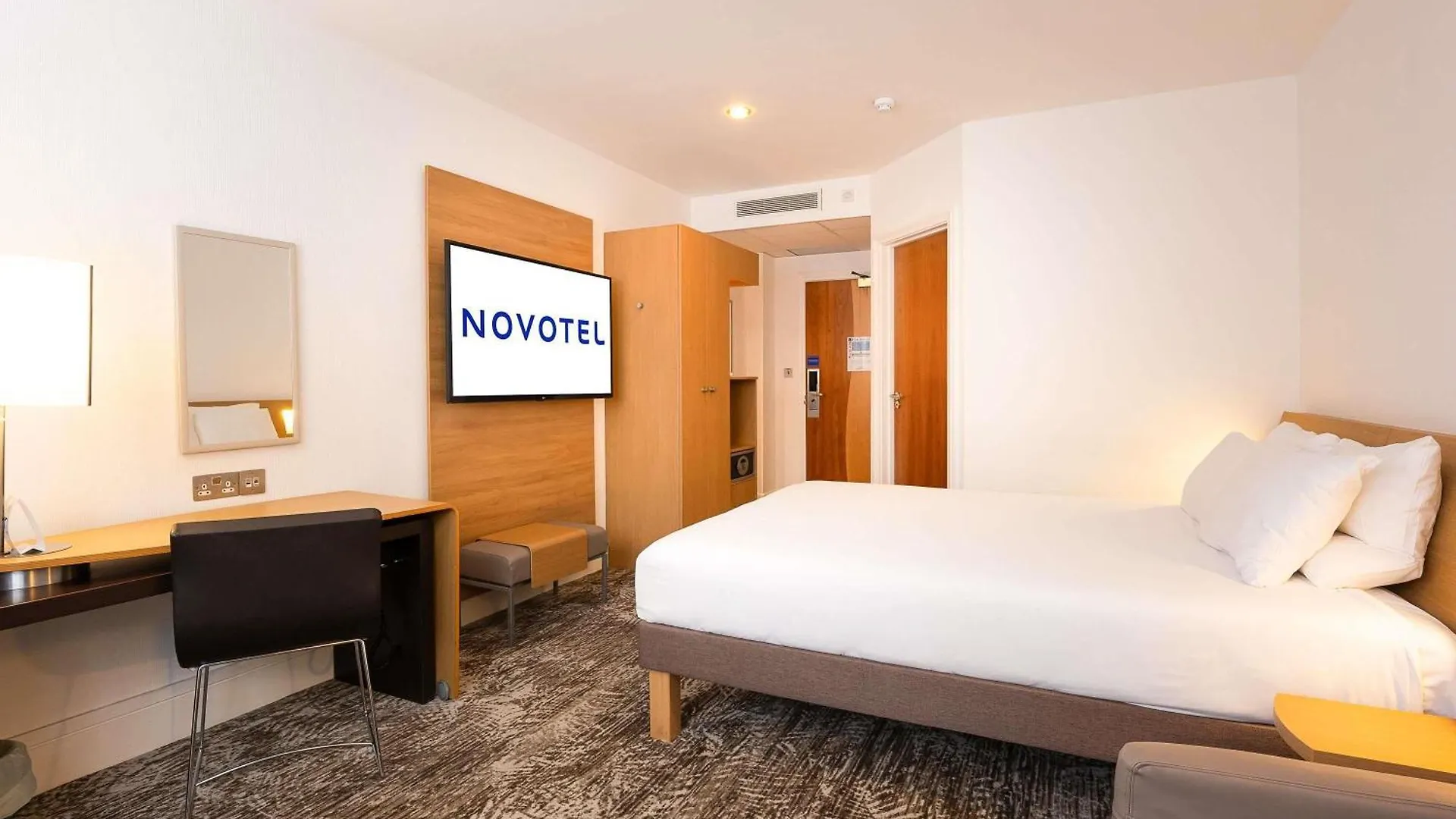 Novotel Cardiff Centre Hotel